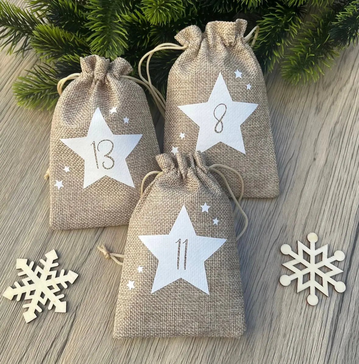 Nachhaltiger Adventskalender / 24 handgemachte Jutesäckchen - NiJeKra